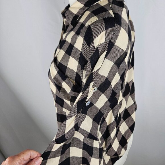 POL Crop Shirt Large Black Cream Plaid Flannel Button-Up Gorpcore Cabincore - Picture 9 of 11
